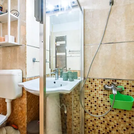 公寓 Drumul Taberei Haven - Cozy Retreat 布加勒斯特